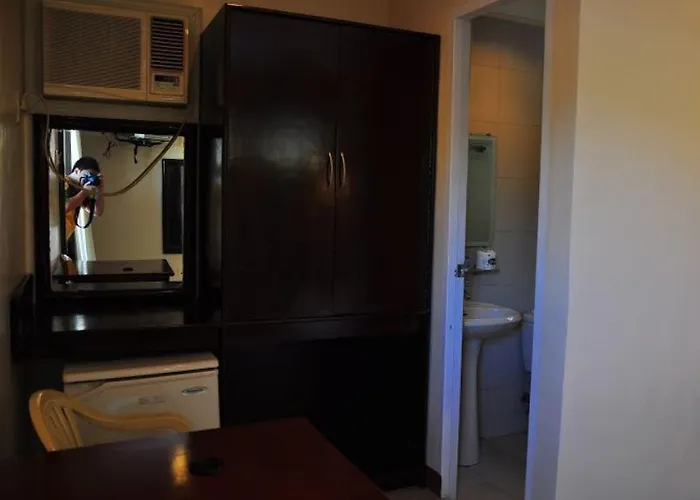Hotel Club Manila East Taytay Manila